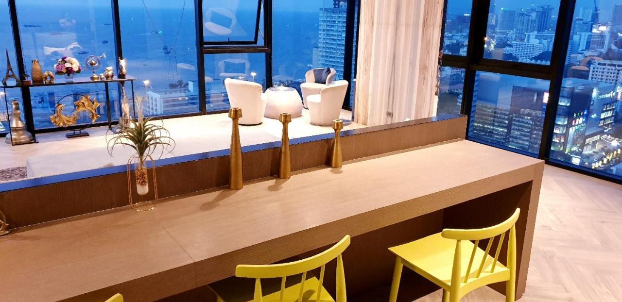 Base Central Pattaya Long Balcony King-Bed With Infinity Pool & Free Netflix! Eksteriør billede