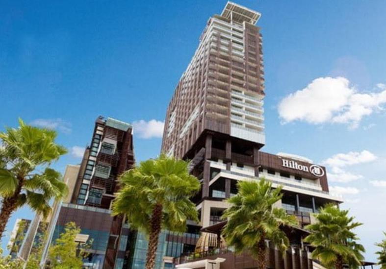 Base Central Pattaya Long Balcony King-Bed With Infinity Pool & Free Netflix! Eksteriør billede